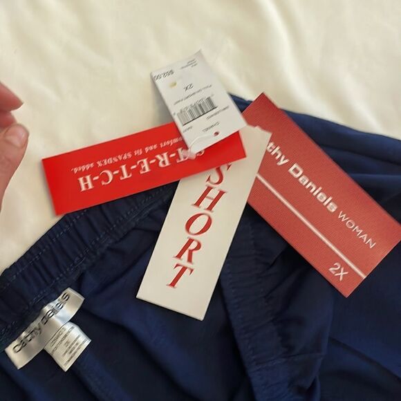 C. D. DANIELS PULL ON BLUE SHORT PANTS. NEW WITH TAGS - Picture 10 of 10